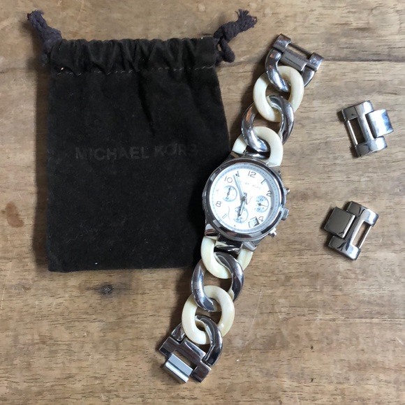Michael Kors Runway Watch MK4263 Horn and Silver - Picture 1 of 7